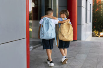 Volta às aulas: manual prático de saúde e prevenção