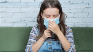 variante cigarra Covid crianças